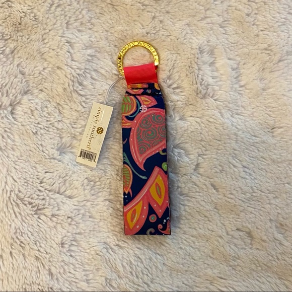 **❣️SOLD❣️**Simply Southern Paisley Keychain - Picture 2 of 2